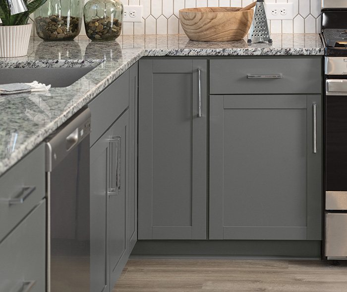 Transitional Shaker Gray Kitchen Cabinets